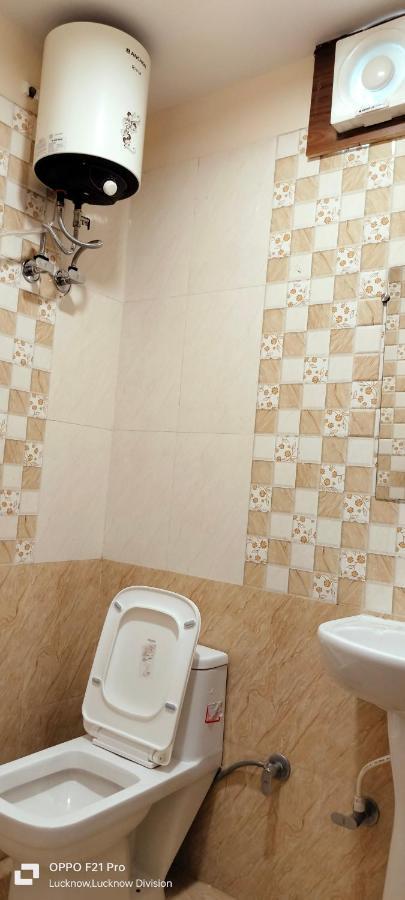 לקנאו Hotel Kbs מראה חיצוני תמונה