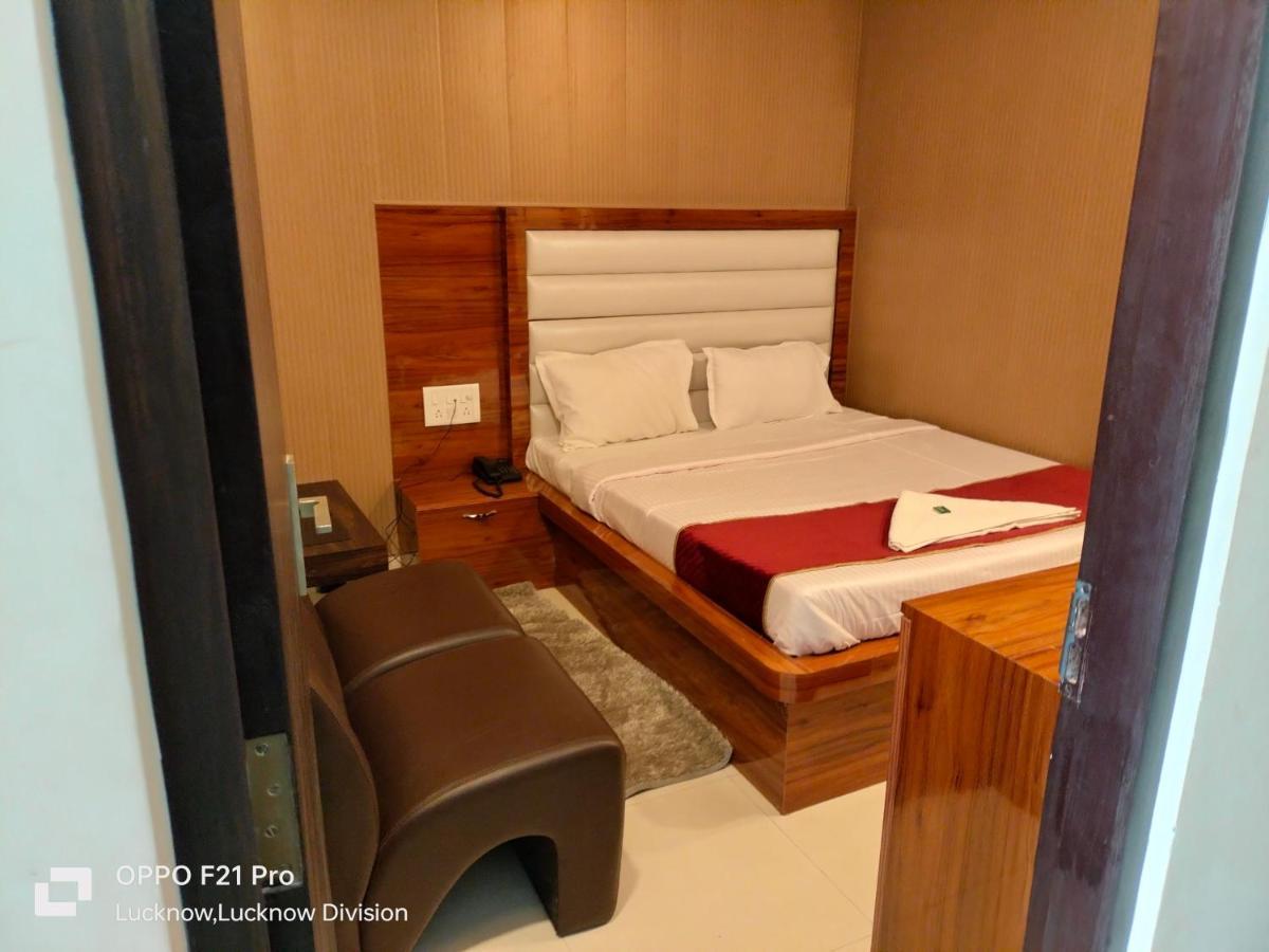לקנאו Hotel Kbs מראה חיצוני תמונה