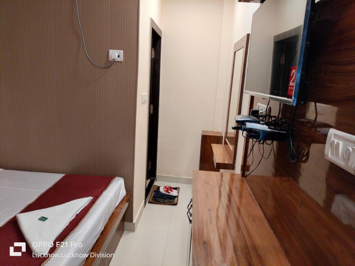לקנאו Hotel Kbs מראה חיצוני תמונה