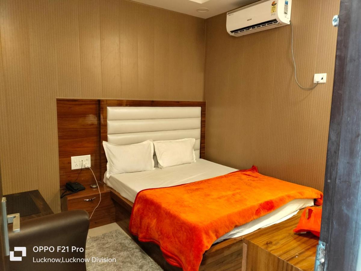 לקנאו Hotel Kbs מראה חיצוני תמונה